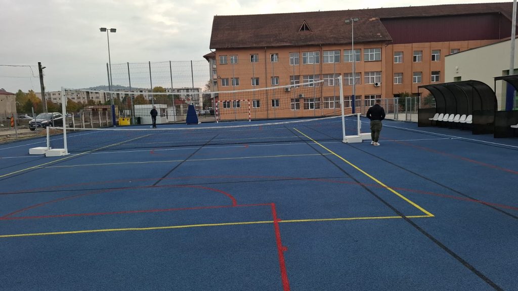 Bază sportivă modernă inaugurată în Motru, pentru tineri