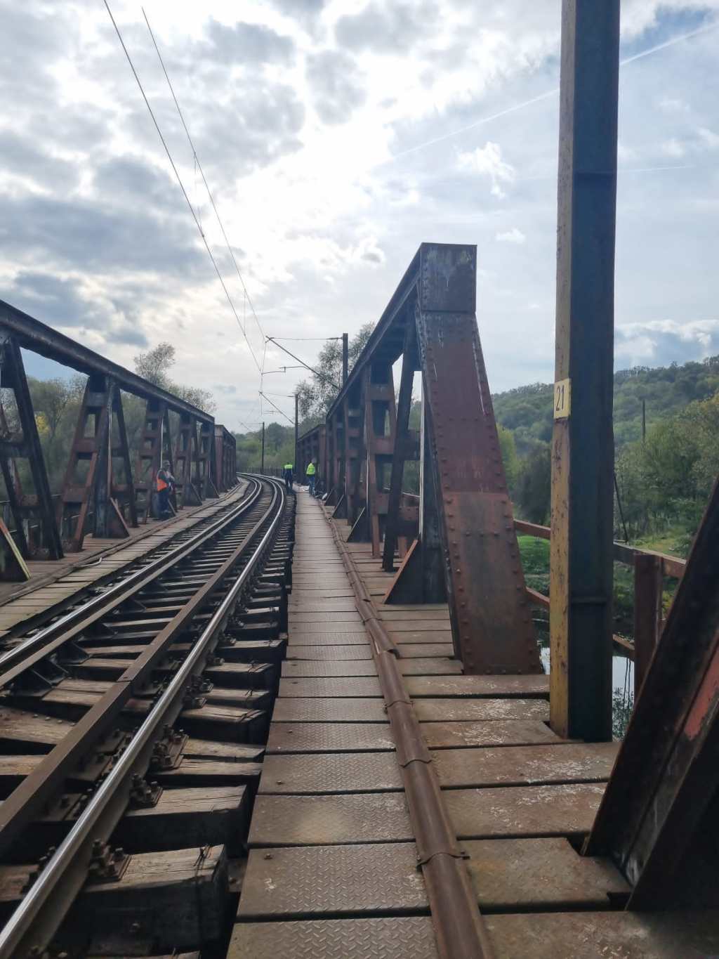 Tragedie la Rovinari: Un bătrân electrocutat în timp ce&nbsp;pescuia