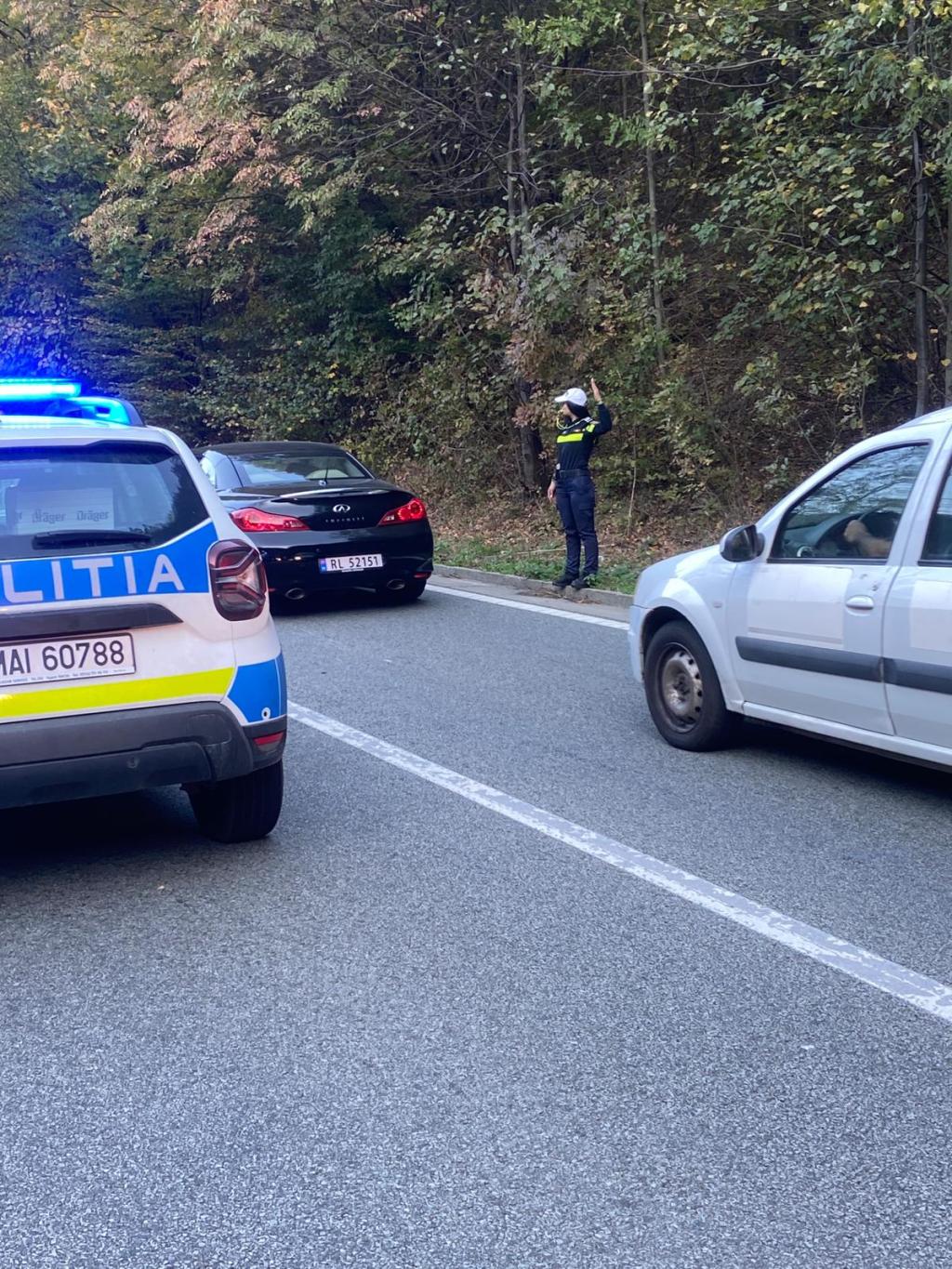 Accident rutier pe Defileul Jiului: trei persoane au ajuns la&nbsp;spital