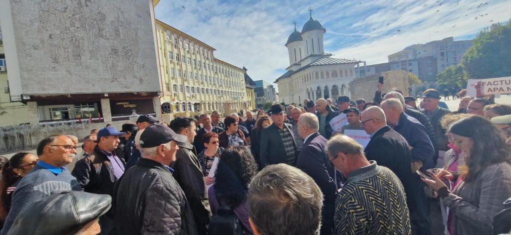 Protest la Târgu Jiu: Localnicii din Baia de Fier cer apă&nbsp;potabilă