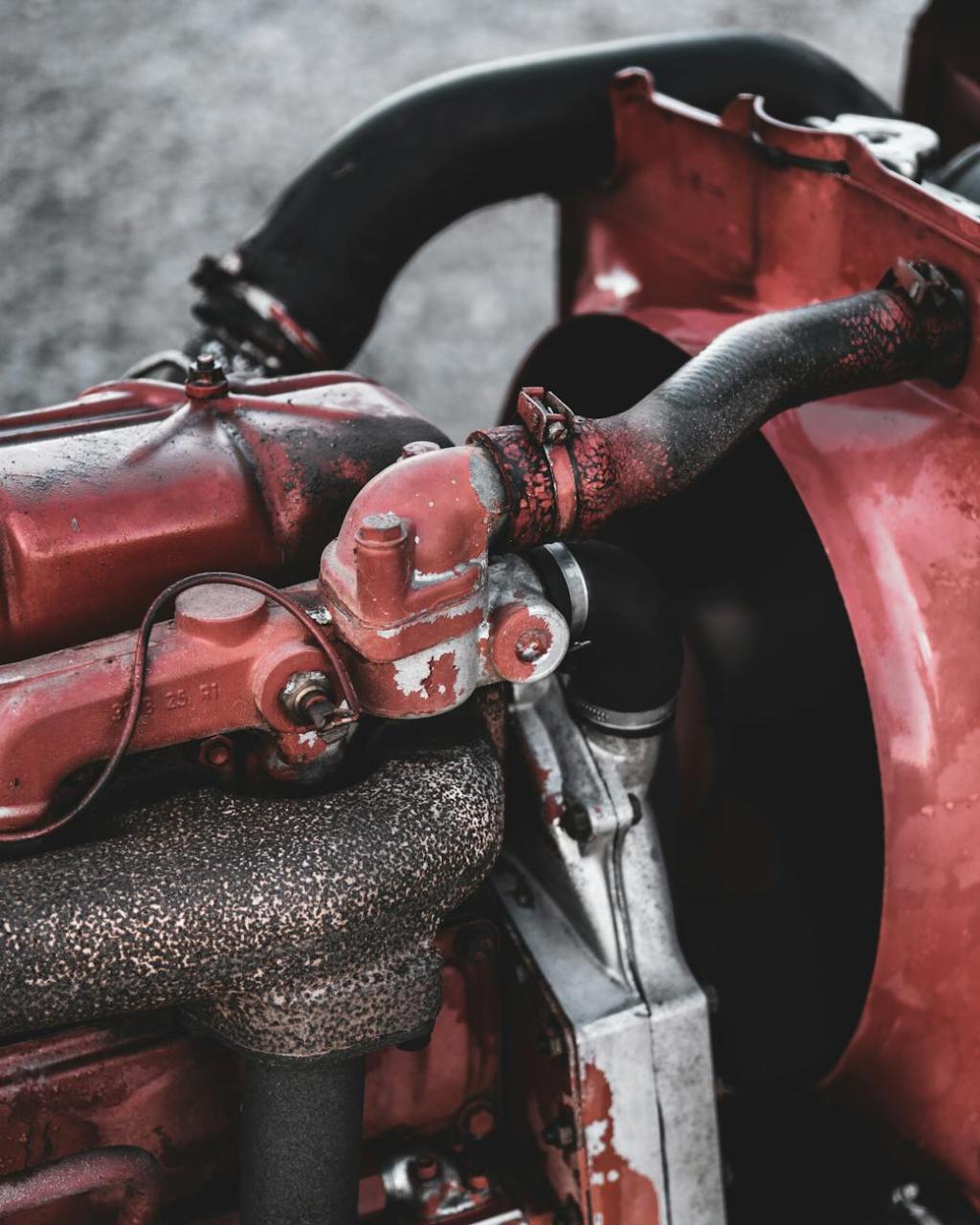 Infracțiune privind regimul deșeurilor, constatată la o firmă de reparații auto din Târgu&nbsp;Jiu