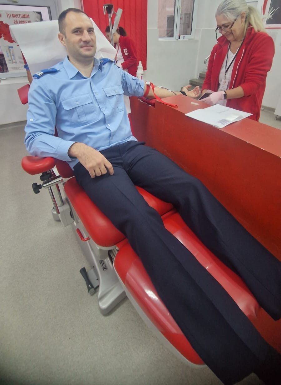 Jandarmii gorjeni donează sânge pentru a salva&nbsp;vieți