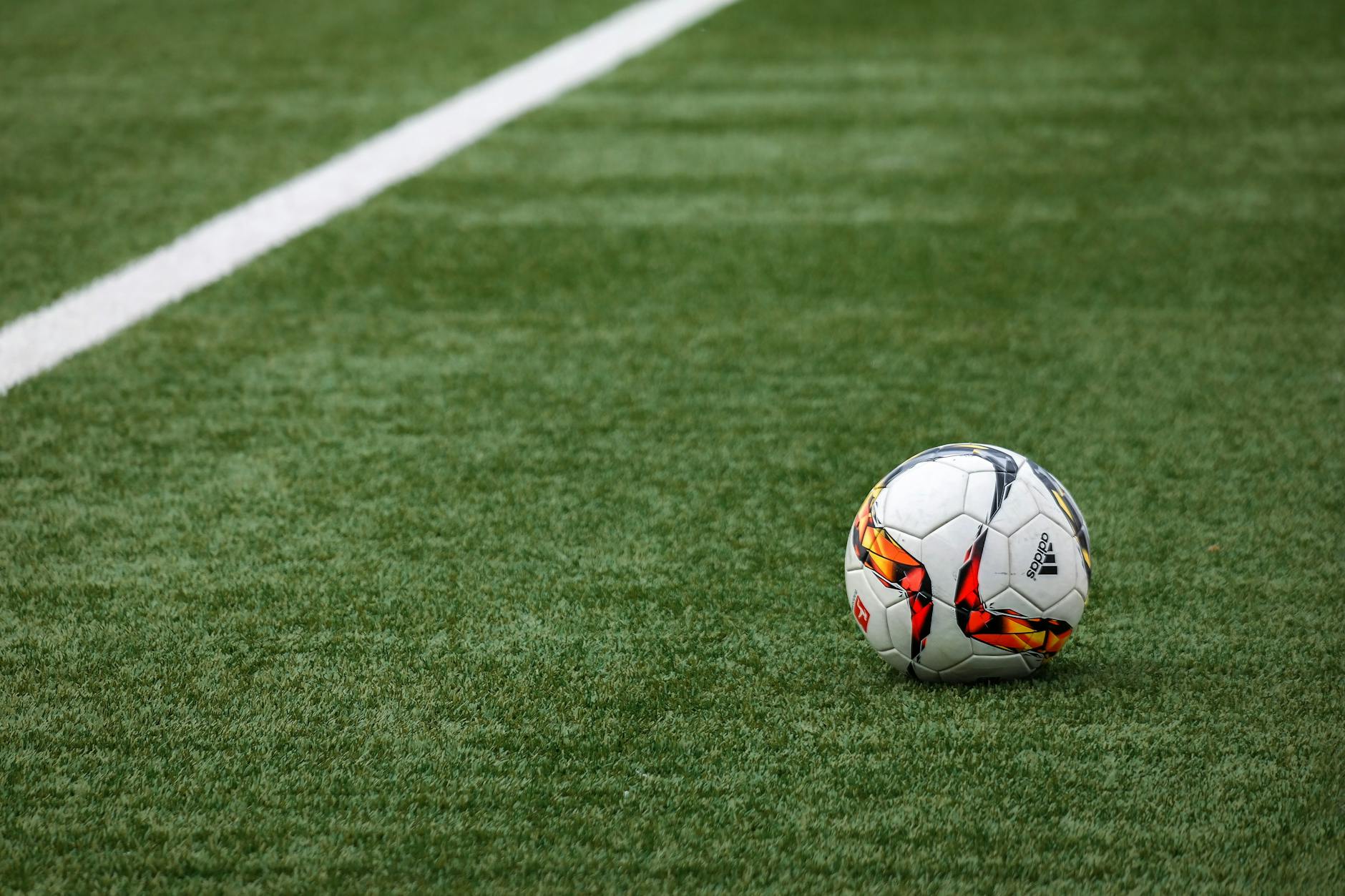 Universitatea Craiova – FCSB 1-1. Partidă intensă în Bănie, cu trei eliminări