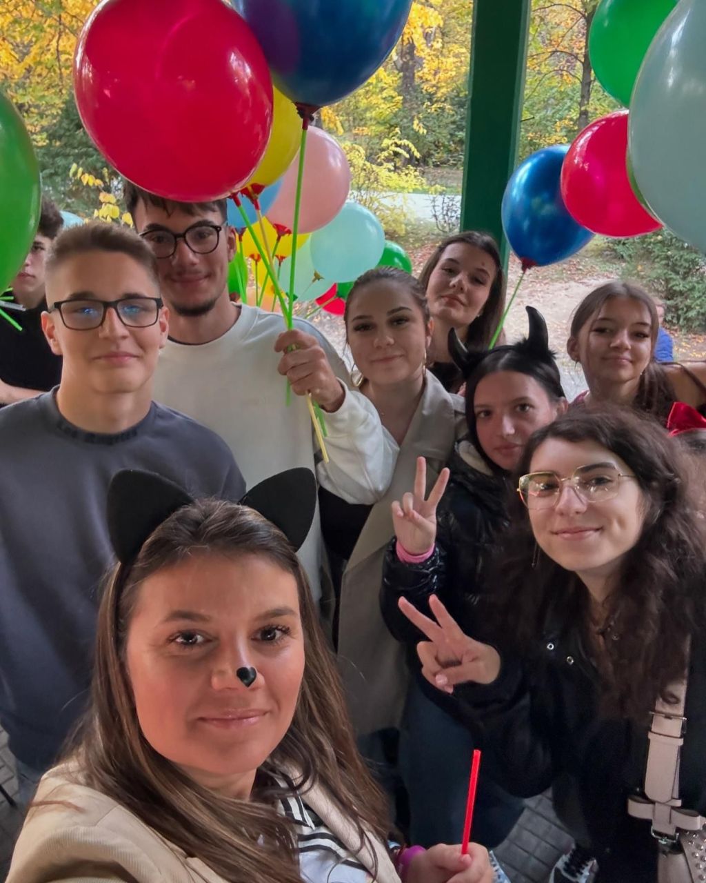 Târgu-Jiu are o nouă bibliotecă stradală – FILE DE POVESTE ÎN PARC, deschisă non-stop pentru toți&nbsp;cititorii