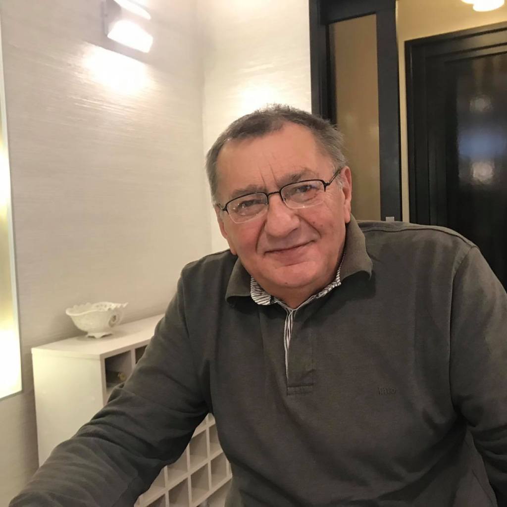 Profesorul Mircea Stoichițoiu s-a stins din viață la 69 de&nbsp;ani