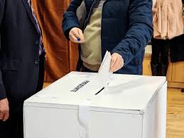 Oficial: Turul 2 pe 8 decembrie. Lasconi vs&nbsp;Georgescu