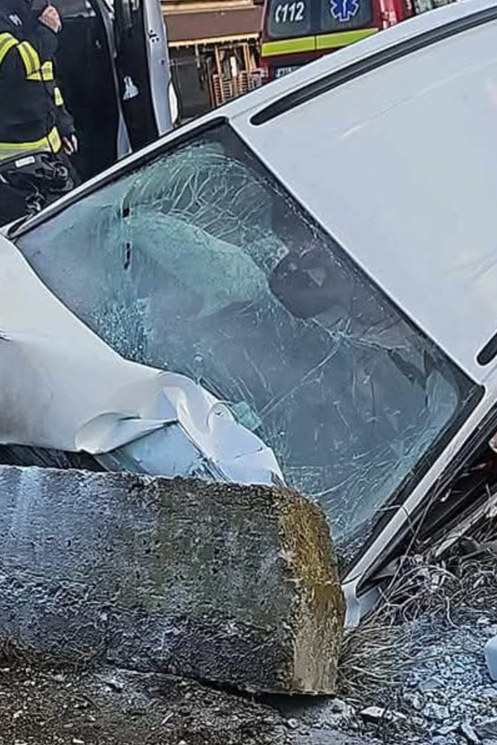 Fiul inspectorului Ișfan a făcut accident cu mașina. Trei persoane&nbsp;rănite