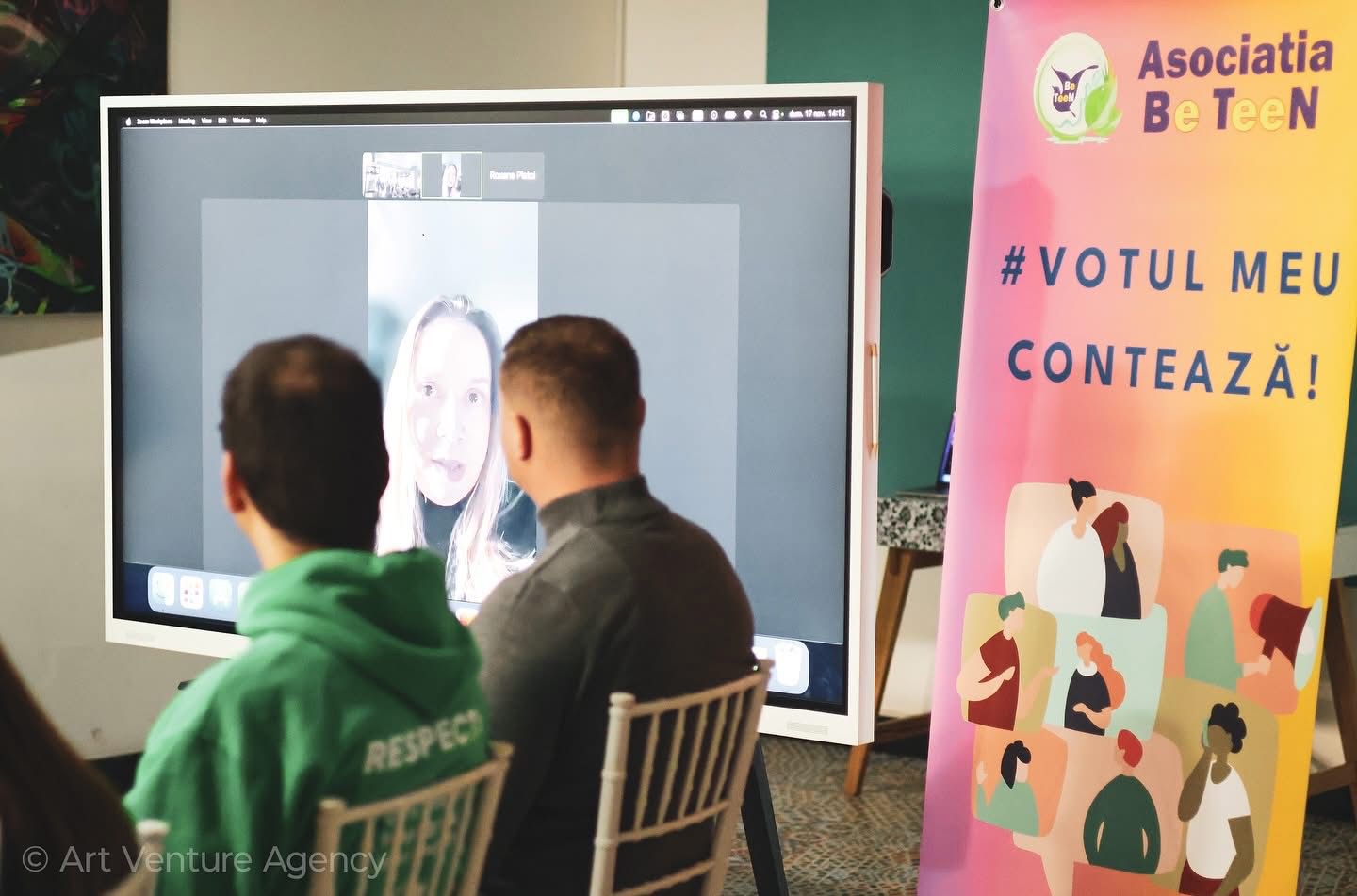 Proiectul „Votul meu contează!” promovează educația electorală în rândul tinerilor din Târgu Jiu