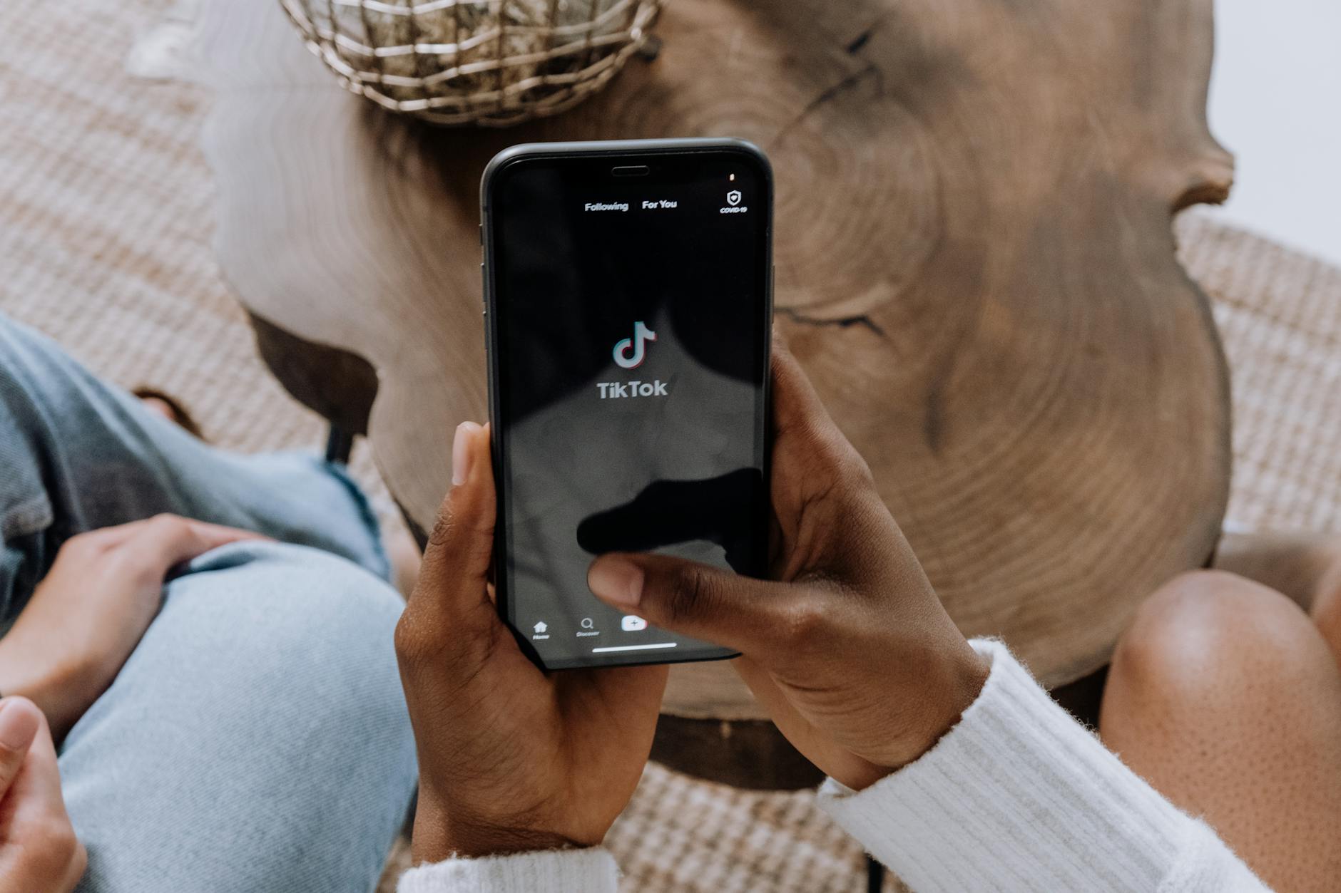 TikTok, interzis oficial în SUA: Platforma a devenit nefuncțională