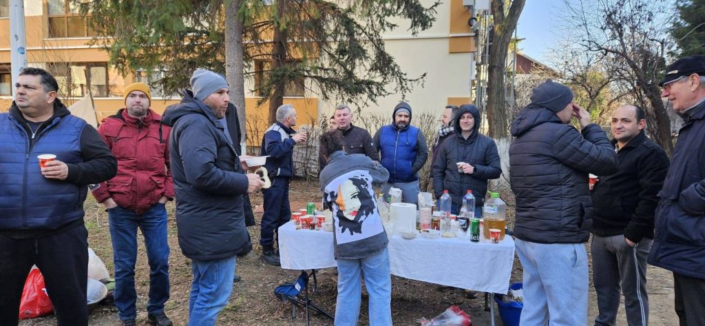 Petrecere de început de an în cartierul Nicolae Bălcescu din Târgu&nbsp;Jiu