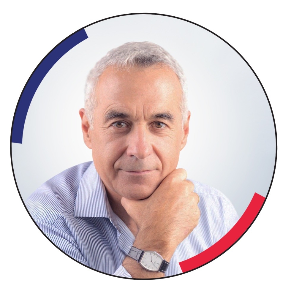 Proteste la BEC după respingerea candidaturii lui Călin Georgescu