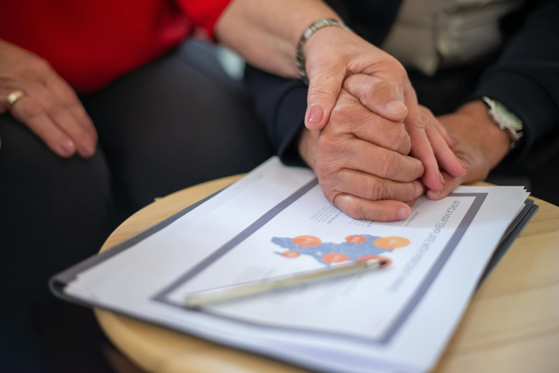 Ajutor financiar de 800 de lei pentru pensionarii cu venituri mici în 2025