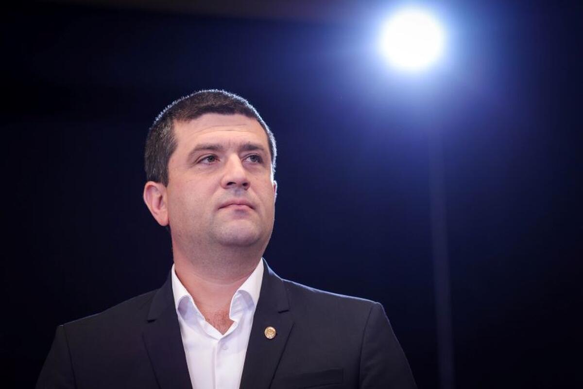 Ionuț Moșteanu a demisionat din funcția de ministru al Apărării. Radu Miruță asigură interimatul