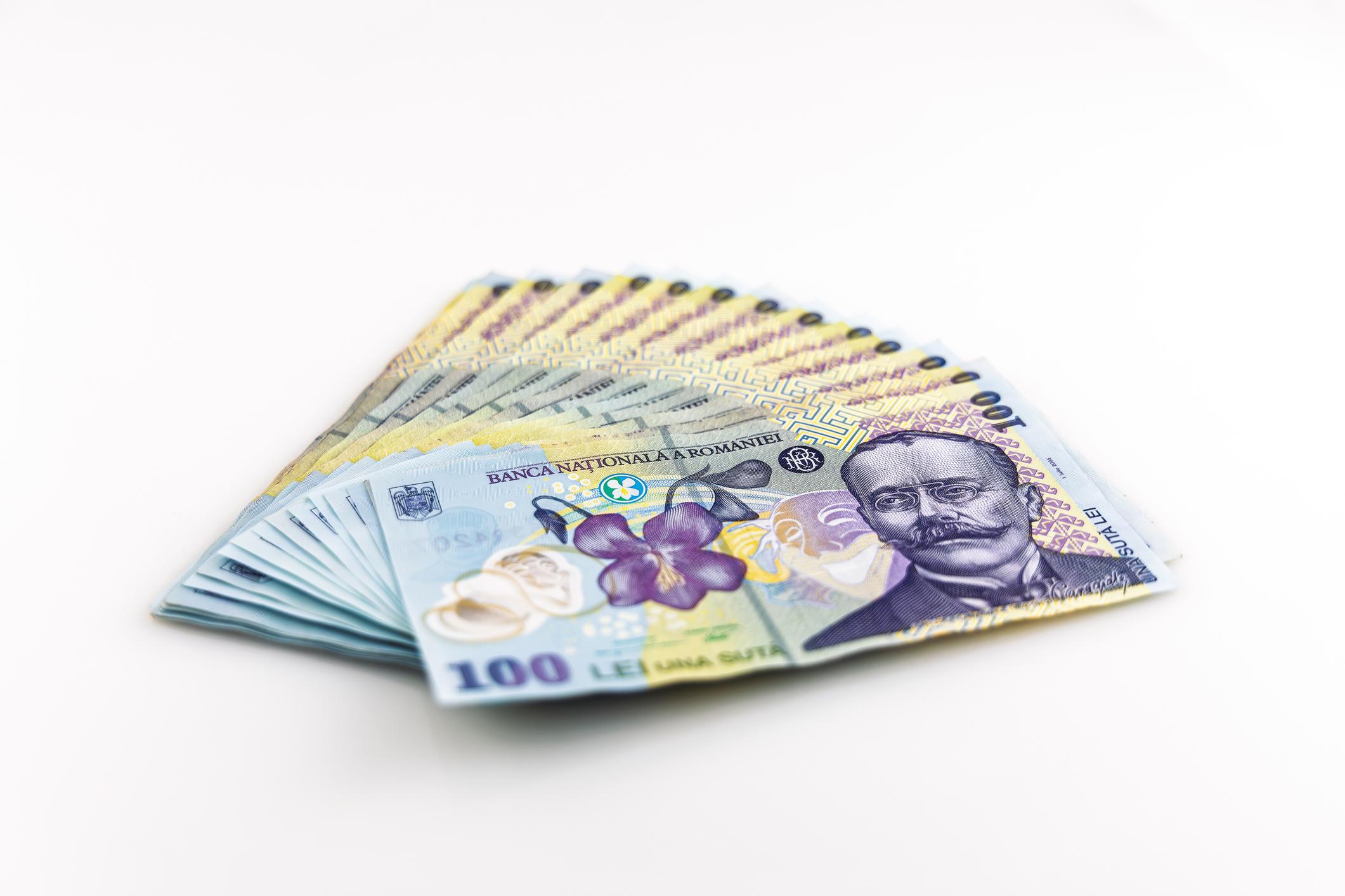 Ajutor financiar pentru pensionari în 2026: cine ar putea primi până la 1.000 de lei