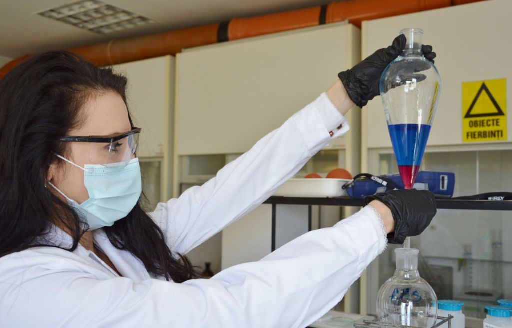 Se caută inginer chimist și electrician la Apele Române – două posturi scoase la concurs în Gorj