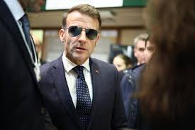 Macron a ieșit la alergat în Mumbai la începutul vizitei din India. Cum și-a deschis președintele francez agenda&nbsp;oficială