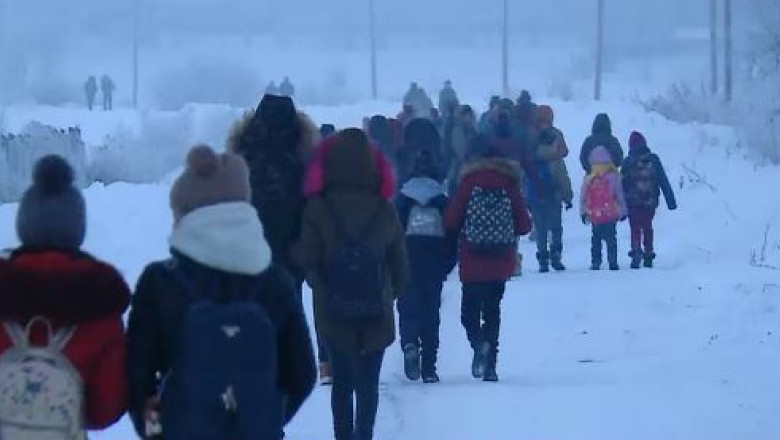 Criza frigului paralizează școlile din Motru: cursuri mutate online, dar elevii stau tot în case&nbsp;neîncălzite