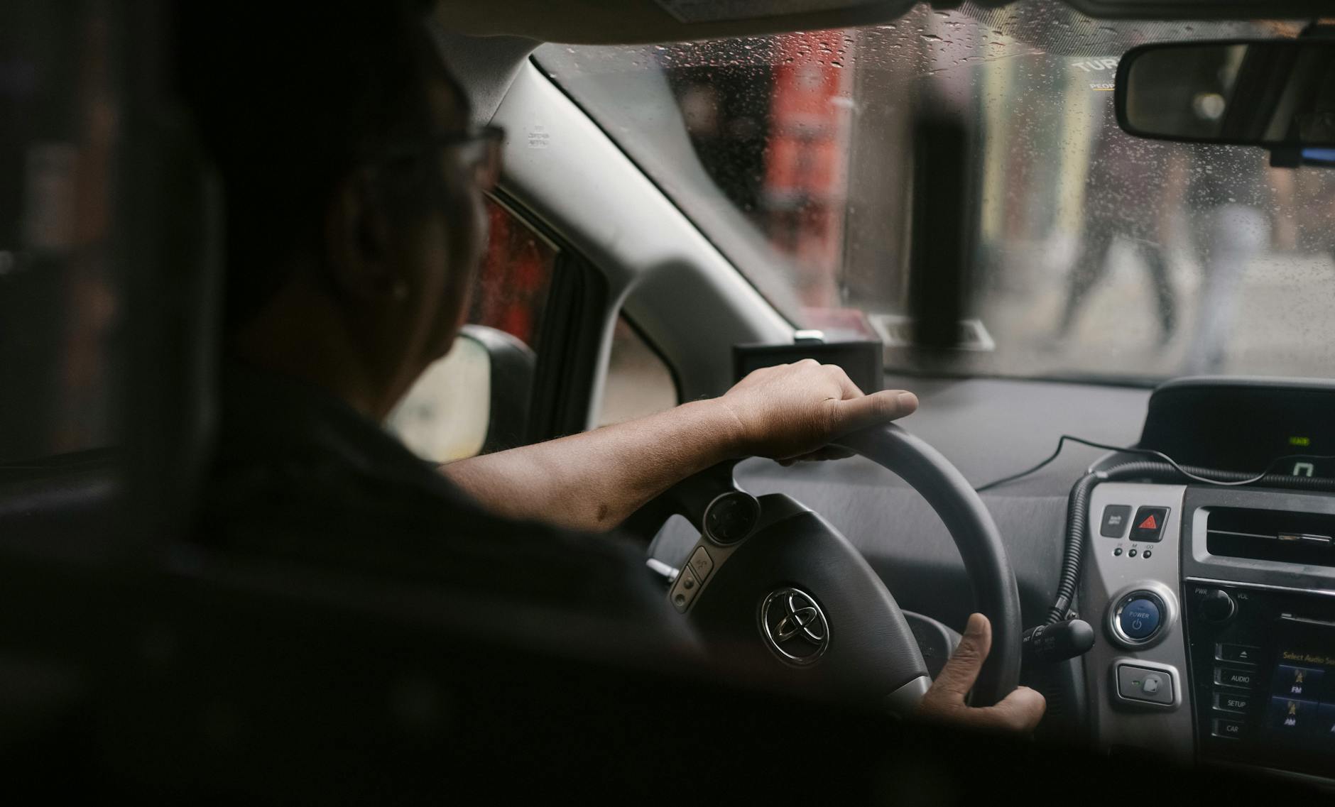 Primăria Motru angajează șofer cu normă întreagă