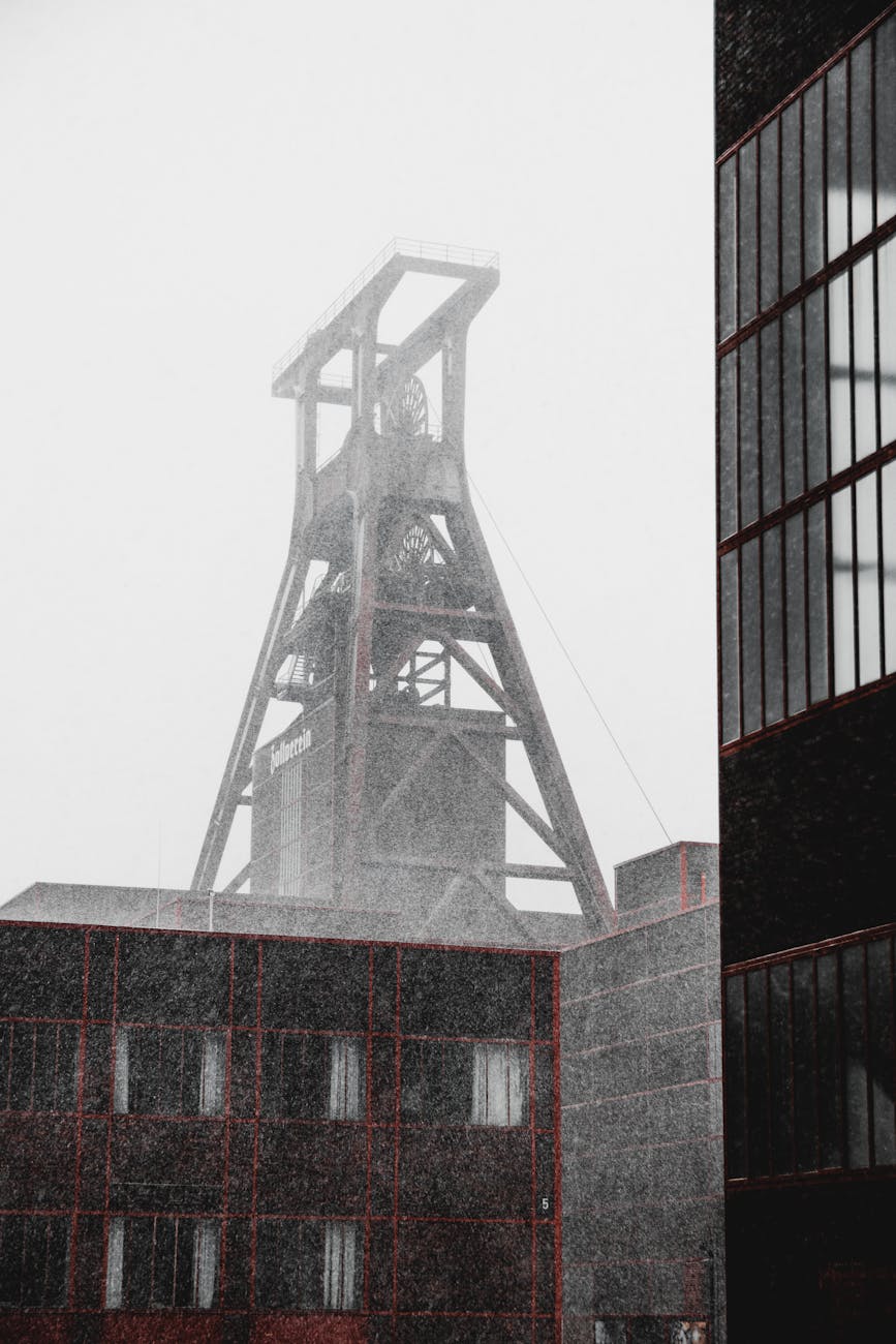 Tensiuni la Cariera Roșia: minerii au refuzat schimbul 3 din cauza bonurilor de&nbsp;masă