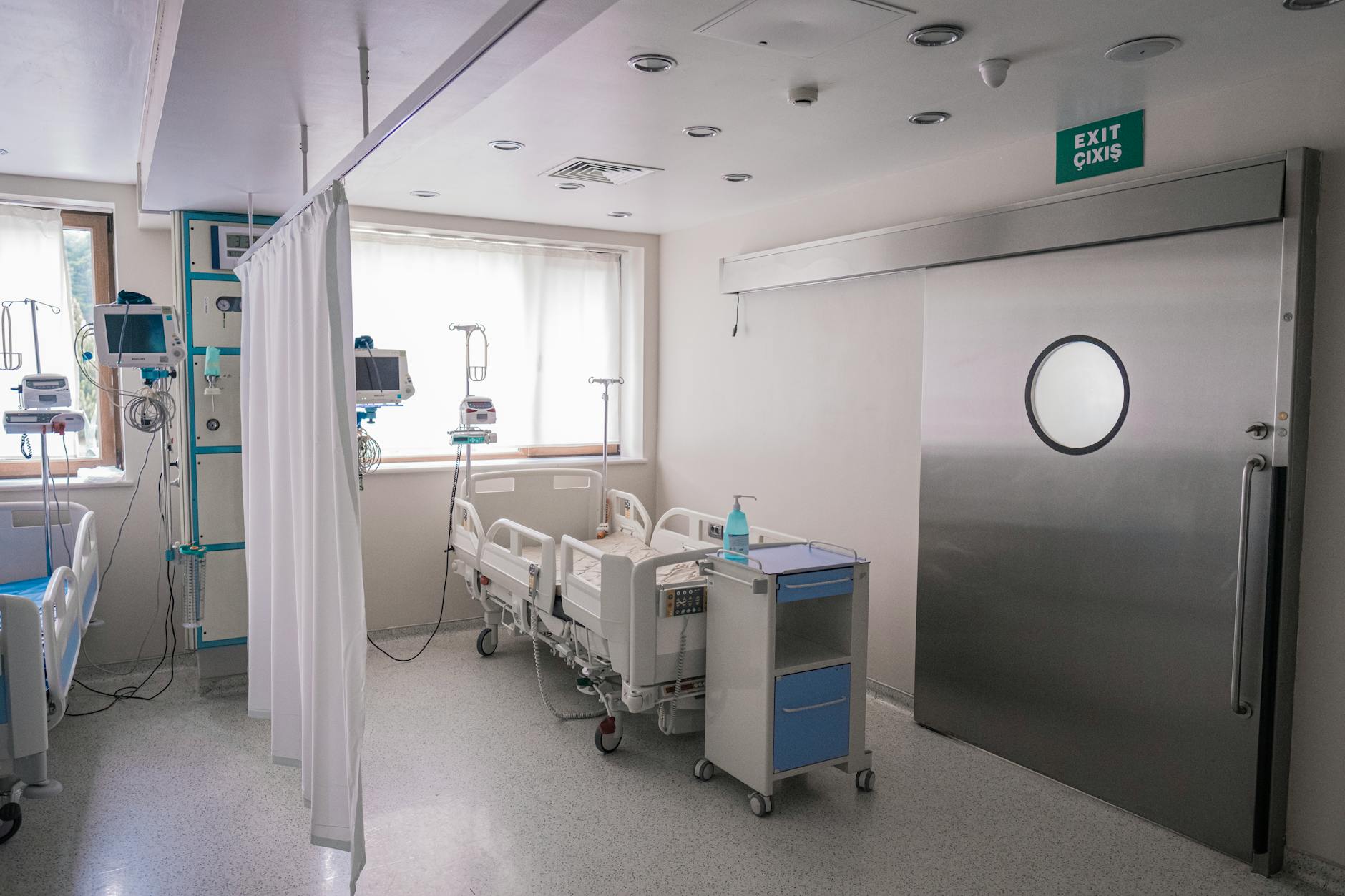 Post pe perioadă nedeterminată la un spital din Gorj: se caută medic specialist oftalmolog