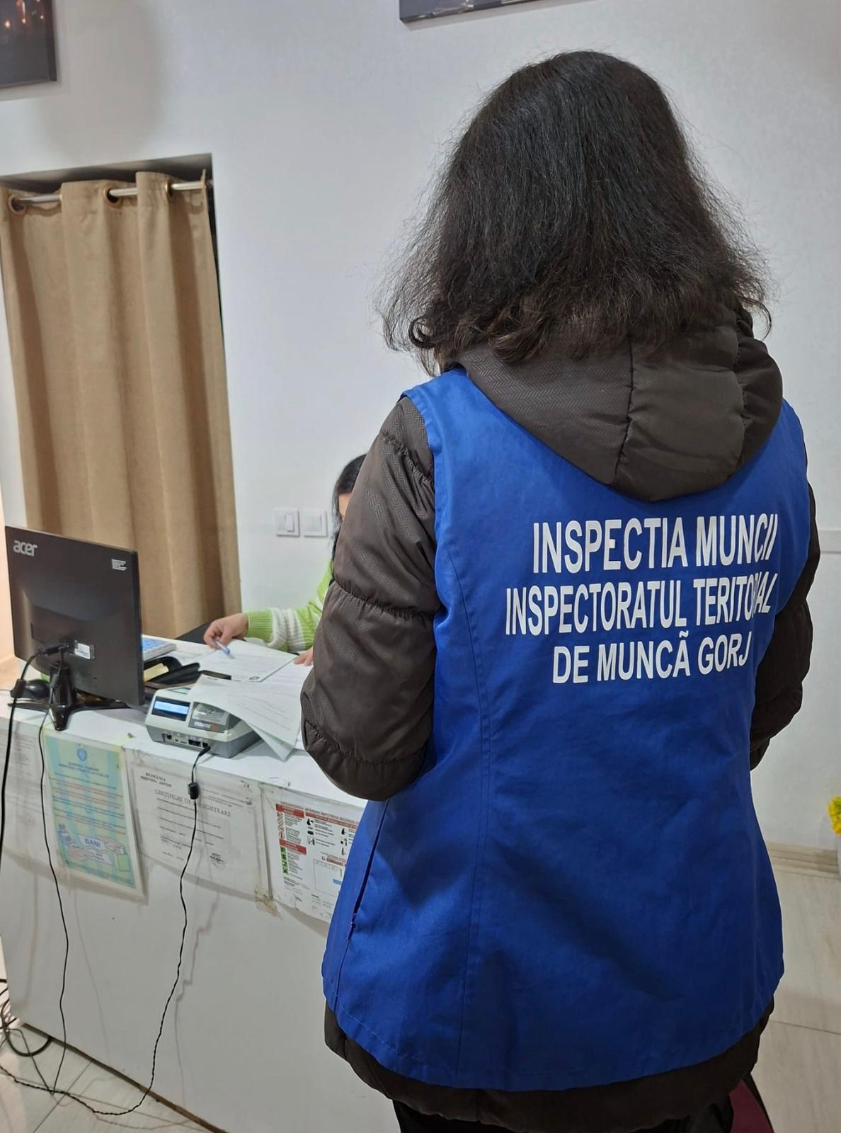 Amenzi de peste 340.000 lei după controalele ITM Gorj: zeci de nereguli descoperite în firme