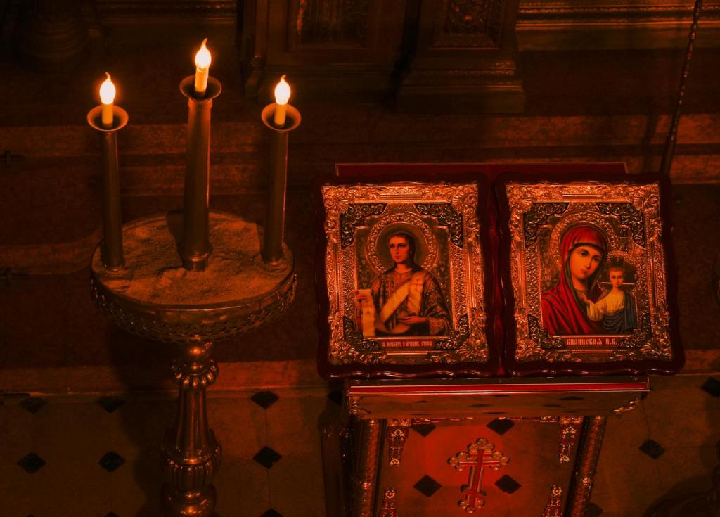 Sfânta Lumină ajunge în România: cursă specială aprobată pentru Sâmbăta&nbsp;Mare