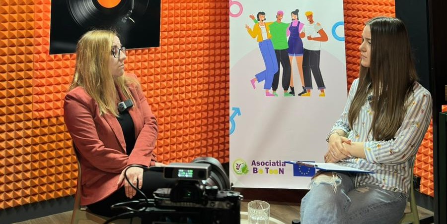 Premieră la Târgu Jiu: Serviciul de Probațiune, invitat într-un podcast pentru&nbsp;tineri