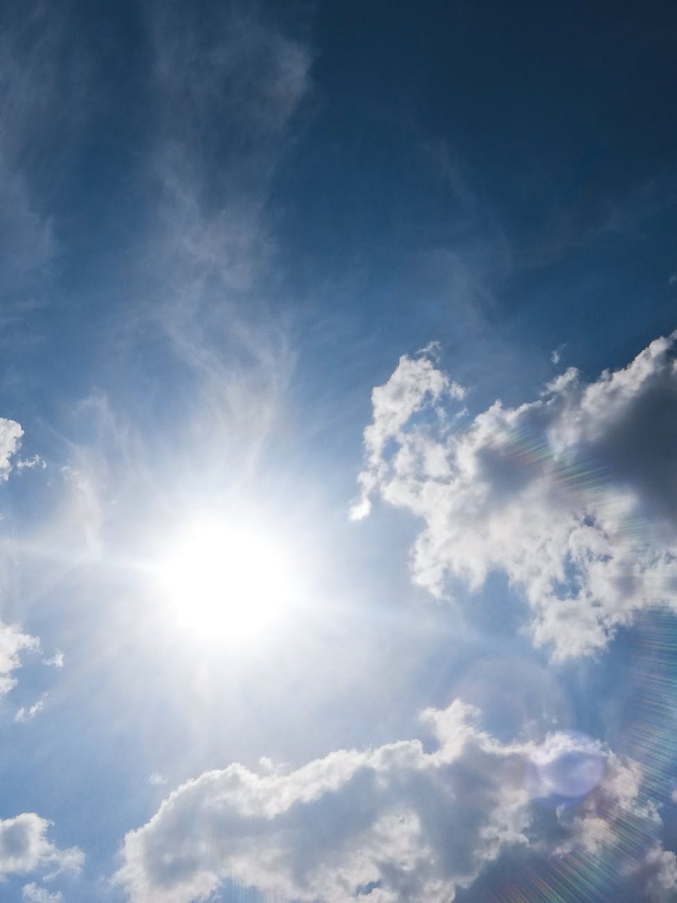 România trece de la frig și temperaturi negative la furtuni și grindină. ANM anunță schimbări bruște ale&nbsp;vremii