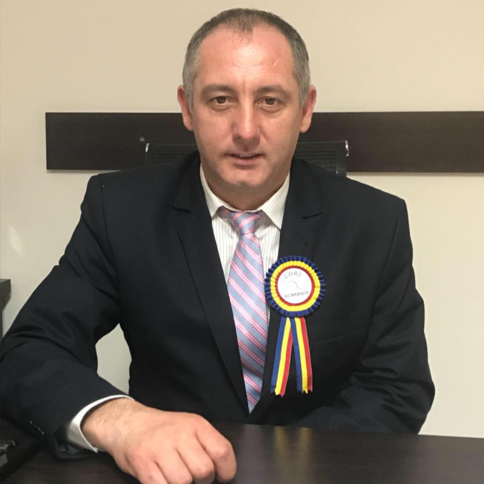 Primarul din Peștișani îl declară persona non grata pe organizatorul unei conferințe despre Brâncuși