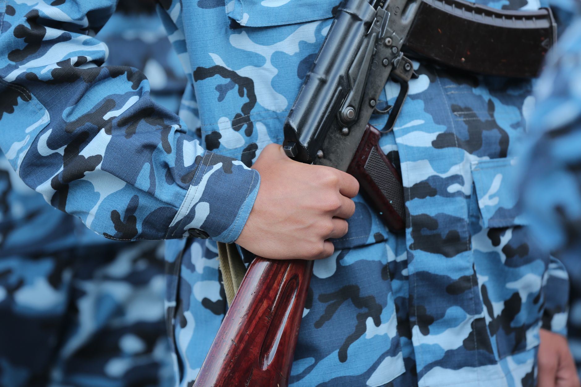 Elevii de liceu din Gorj care au împlinit 18 ani trebuie să se prezinte la Centrul Militar în termen de șase luni